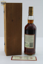 Load image into Gallery viewer, Macallan 1980 Gran Reserva 18 Year Old
